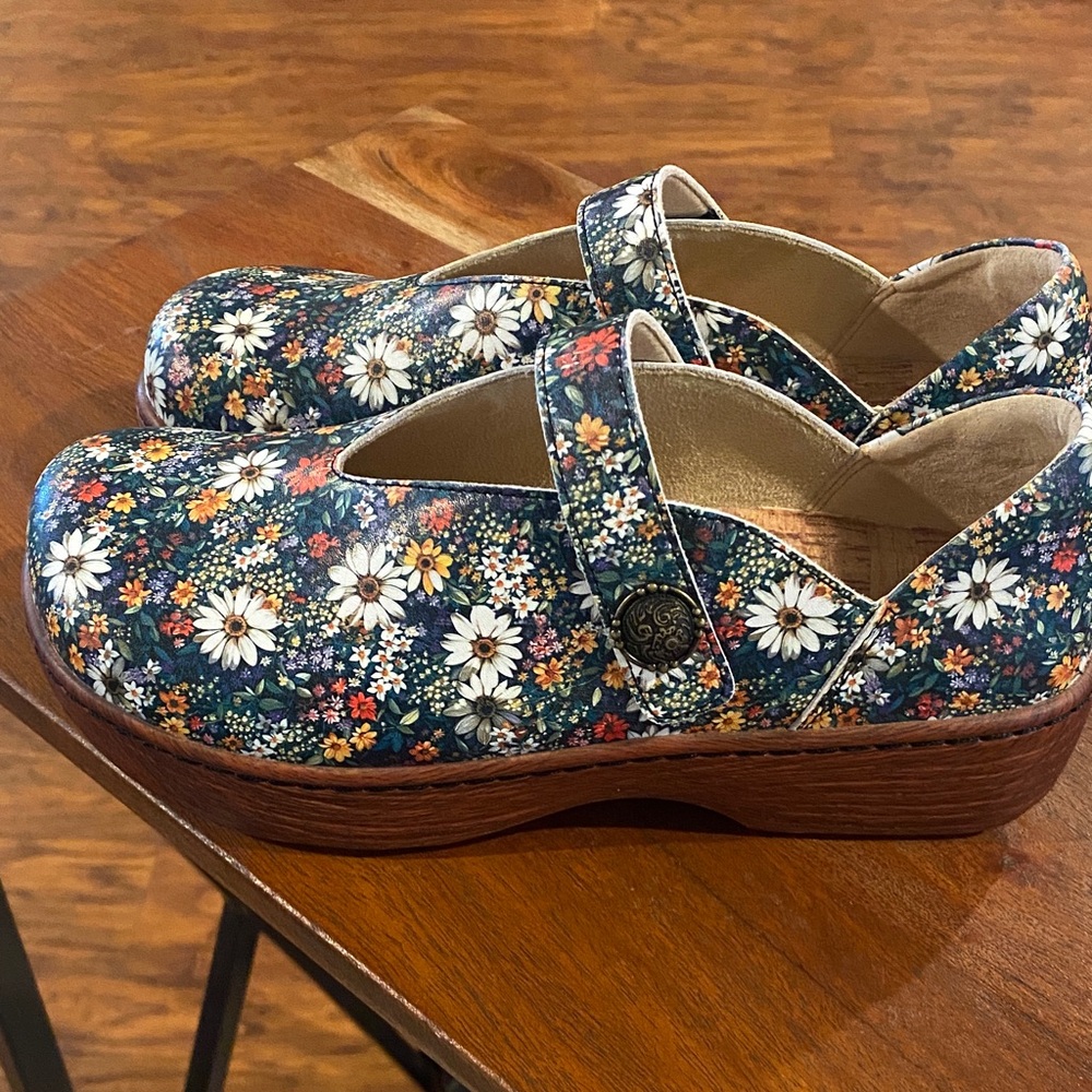 Opheliah Sugar N Spice Women's Shoes New